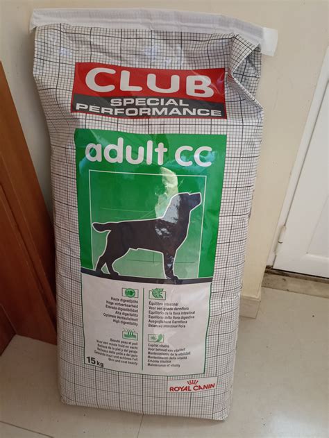Avis sur ROYAL CANIN CLUB Special performance ADULT CC.